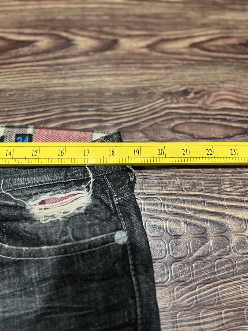 Guess Premium Jeans - Dark Wash - Size 34 (Category: Jeans) located in Manila. Submitted by okeanos (Listing ID 1459756785, Image 3). Description: - Guess Premium dark wash jeans - Straight leg fit - Button fly closure - Distressed and ripped details on front pockets and thigh - Tagged size 34 - Measurements available in photos - Please check pictures for detailed condition.