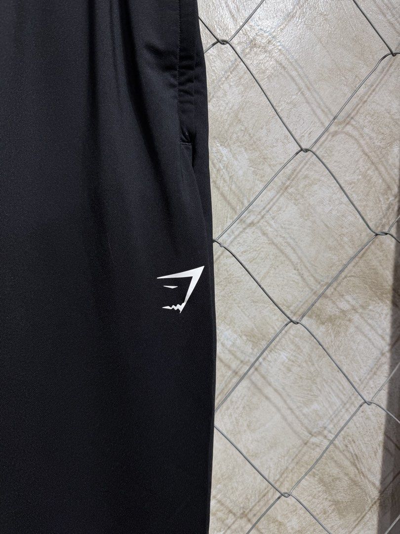 Gymshark Black Training Joggers (Category: Joggers) located in Manila. Submitted by ardobe.mnl (Listing ID 1459839380, Image 2). Description: Gymshark Arrival Knit Black Joggers. Size: Medium Dimes: 29-35 W x 37” L Condition: Good asnew Flaw: None! Dm for inquiries! 🛒📥.