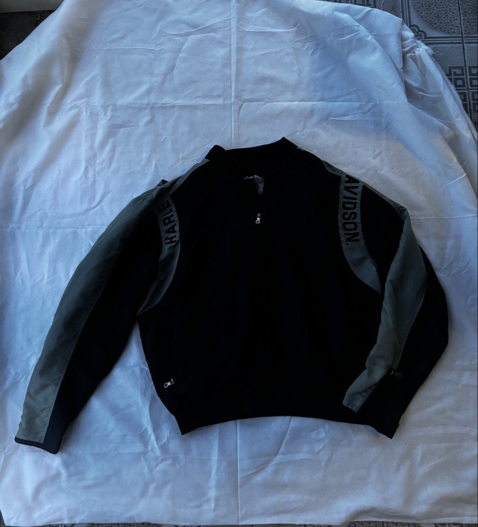 Harley Davidson Bomber jacket (Category: Coats, Jackets and Outerwear) located in Cabuyao City. Submitted by ophelia.closet (Listing ID 1459810745, Image 1). Description: J&t lalamub Gcash bpi mari.