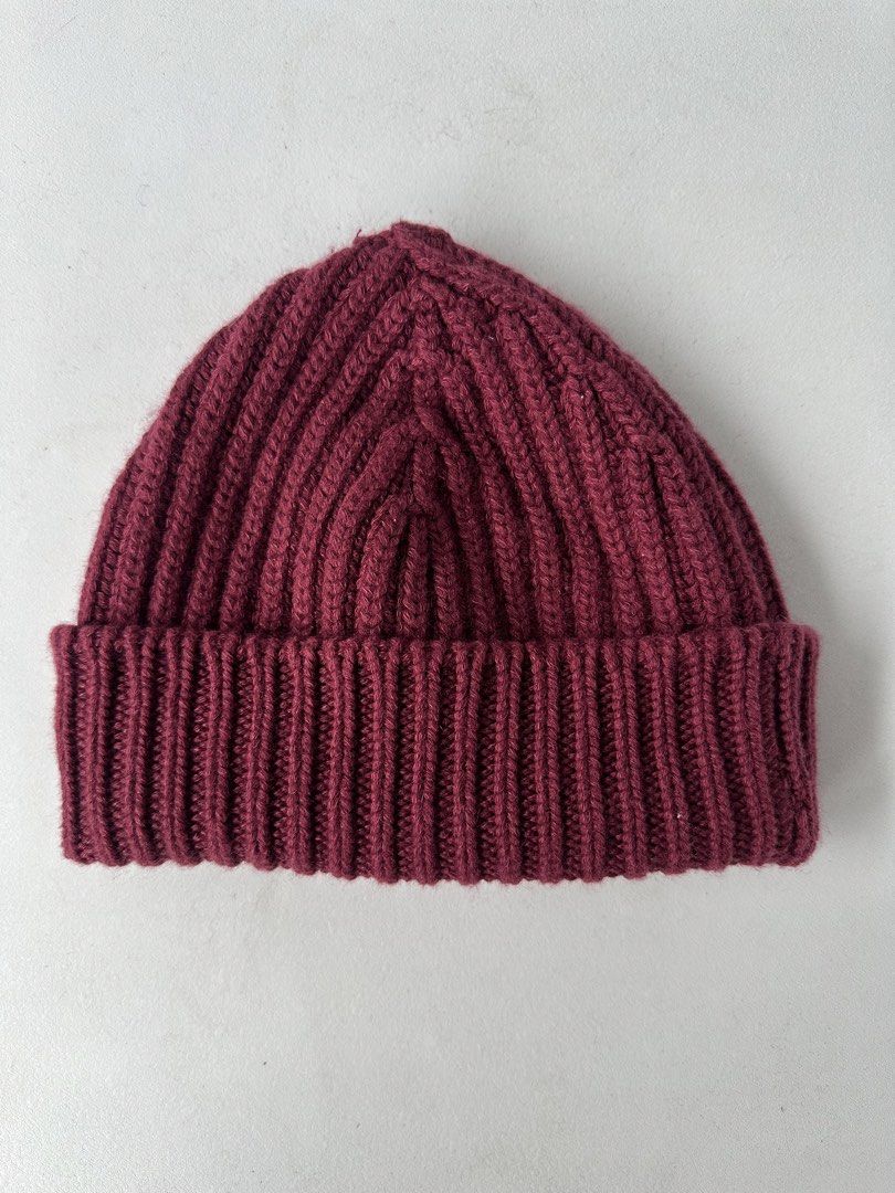 Hermès Cashmere Beanie (Category: Luxury Accessories) located in Pasig City. Submitted by worn2wice (Listing ID 1459831896, Image 1). Description: Size Medium Excellent condition No copyright infringement intended. This post is for resale purposes only. All trademarks, logos, and brand names belong to their respective owners. .