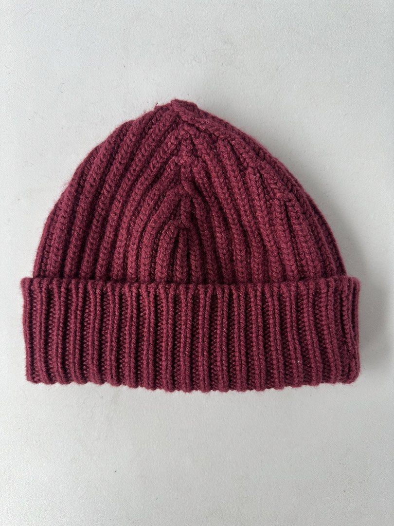 Hermès Cashmere Beanie (Category: Luxury Accessories) located in Pasig City. Submitted by worn2wice (Listing ID 1459831896, Image 2). Description: Size Medium Excellent condition No copyright infringement intended. This post is for resale purposes only. All trademarks, logos, and brand names belong to their respective owners. .