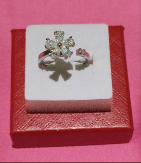 (Category: ) located in . Submitted by kr_bowtique (Listing ID 1459791246, Image 1). Description: .