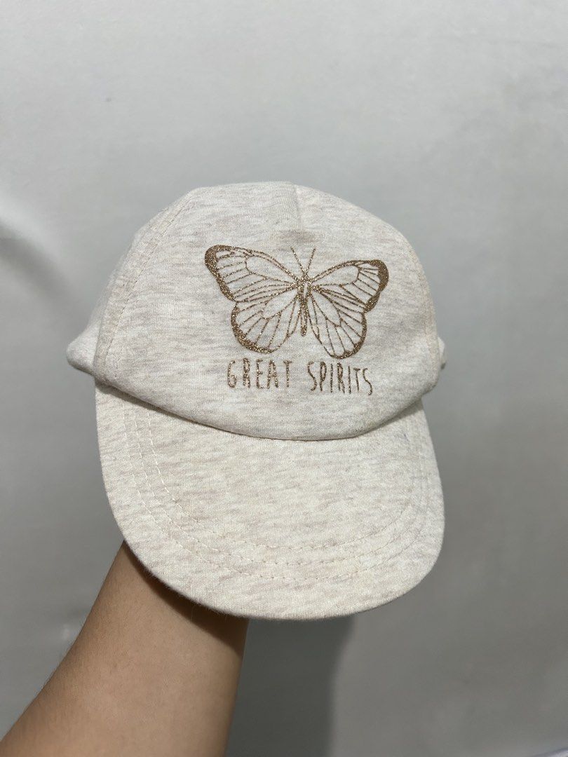 H&M Beige Kids Cap (Category: Babies & Kids Fashion) located in Quezon City. Submitted by jjsurplus_23 (Listing ID 1459837668, Image 1). Description: .