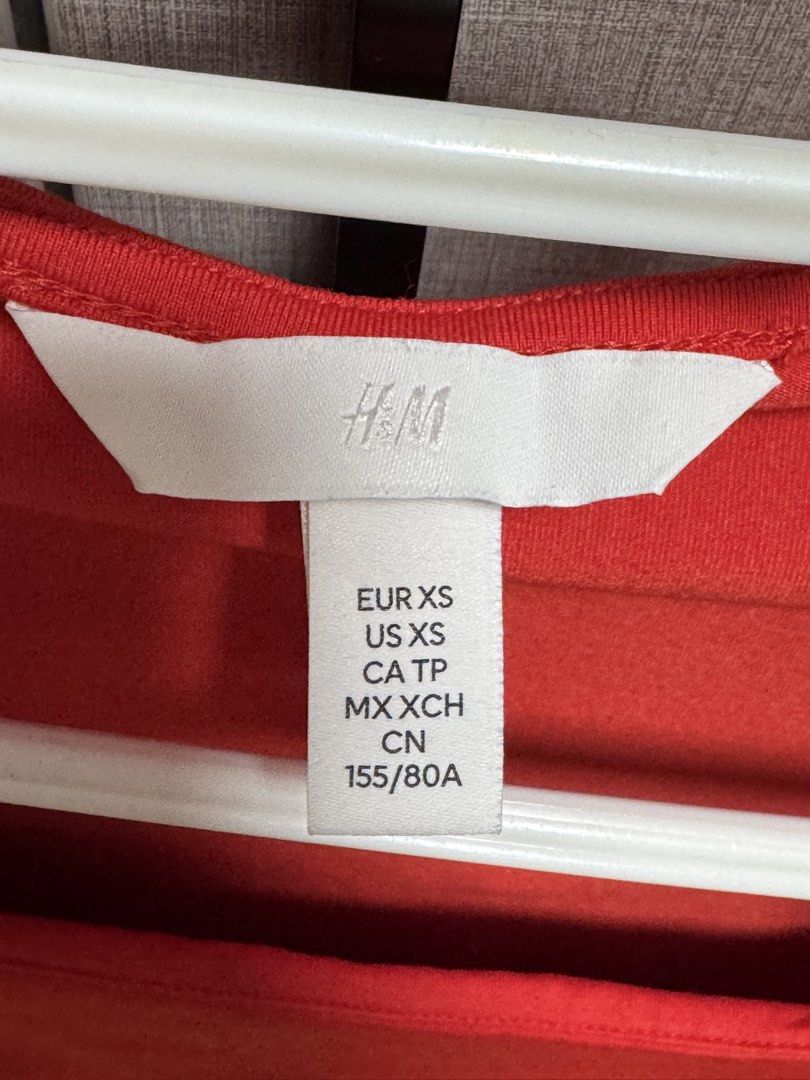 H&M top (red/orange) (Category: Blouses) located in Manila. Submitted by mightyhawk-a7ef (Listing ID 1459731783, Image 3). Description: .