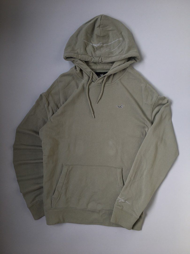 HOLLISTER CALIFORNIA JACKET (Category: Coats, Jackets and Outerwear) located in Dasmarinas. Submitted by justhrift.ph (Listing ID 1459841034, Image 1). Description: HOLLISTER CALIFORNIA JACKET -CONDITION 9/10 -COLOR RATE 9/10 -DIMES:W23 L28 -NO ISSUE -BESTFIT:LARGE PRICE:300+SF 📍PAYMENT FIRST ❌NO COD / NO COP 🚚J&T EXPRESS DELIVERY 🚩LOC.DASMARIÑAS CAVITE 📍PM/DM📩📩📩 .