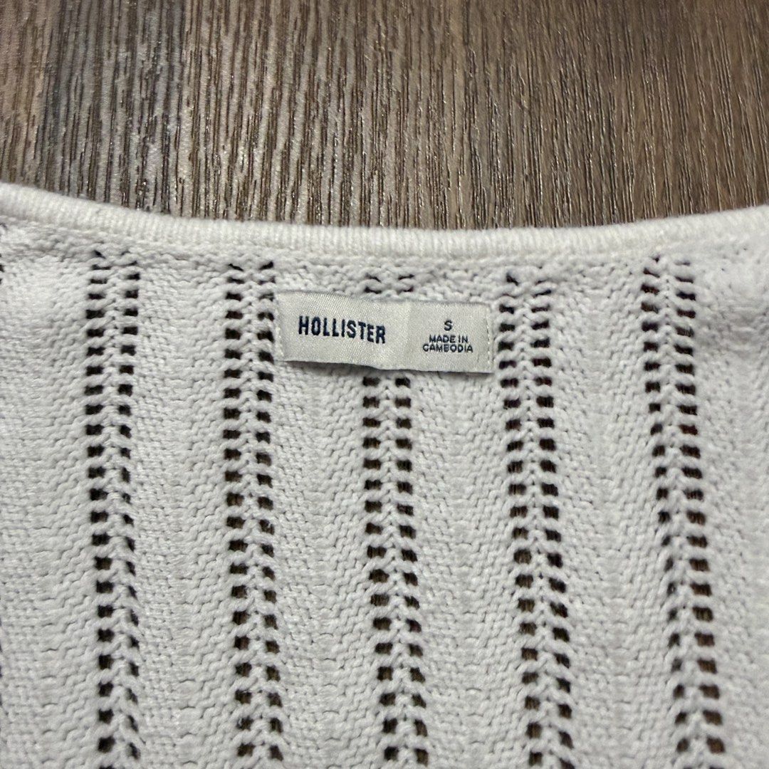 Hollister longsleeve crochet top (Category: Coats, Jackets and Outerwear) located in Pasig City. Submitted by misssynergy1800 (Listing ID 1459745310, Image 2). Description: .