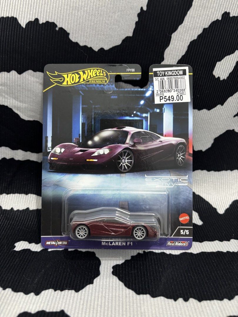Hot Wheels Premium Collection (Category: Vehicle & Diecast Models) located in Manila. Submitted by shellyboythebest (Listing ID 1459781906, Image 3). Description: Selling my Hot Wheels Premium collection – 5 pcs as a set. ✅ Complete set – 5 cars ✅ No issues / no damage on the cars ✅ With clear protective cases ⚠️ One clear case has damage/crack, but the car itself is perfectly fine ❌ ₱3,000 FIXED – no tawad 📍 Location: General Trias, Cavite 📦 M