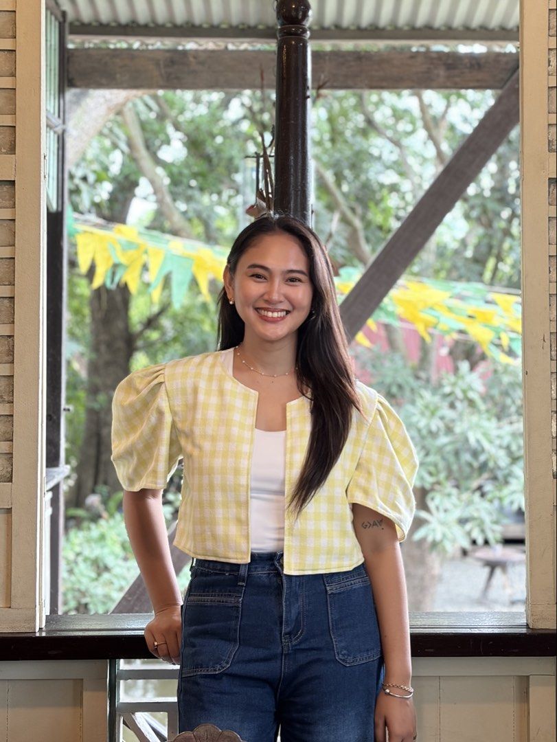 HTP modern filipiñana puff sleeves (Category: Blouses) located in Bulacan. Submitted by cheskajuliezze (Listing ID 1459798905, Image 3). Description: - originally bought for 1,009 - Features stylish puff sleeves - modern filipiñana.