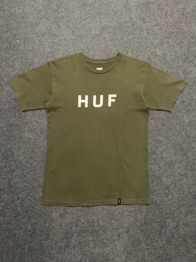 Huf Army Green Color Tee (Category: Tshirts & Polo Shirts ) located in Cebu City. Submitted by famadoralt28669 (Listing ID 1459730626, Image 1). Description: Excellent to new Small 18x26.5 Price + sf Details posted Dm📥.