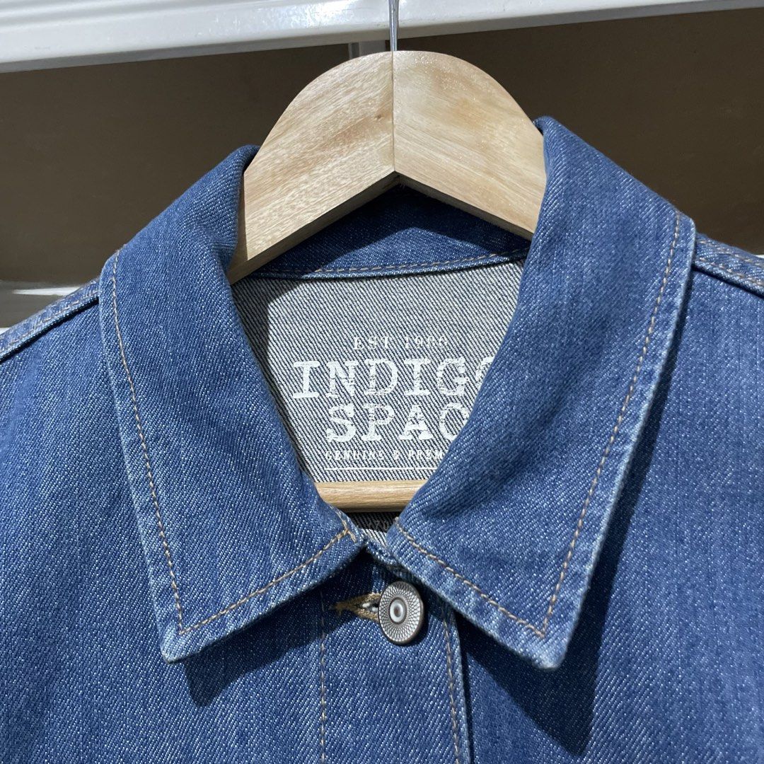 Indigo Spao Denim Jacket 22 x 27.5 (Category: Coats, Jackets and Outerwear) located in Porac. Submitted by good.thriftsph (Listing ID 1459880495, Image 2). Description: Spao Denim Jacket Minimal Distress Design Medium on Tag Brand New Condition Crispy Medium to Large Best Fit Gcash JNT porac .