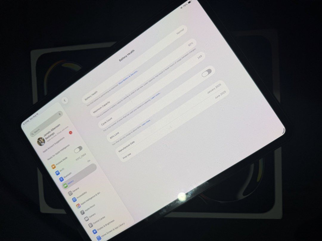 Ipad Pro m4 256gb wifi (Category: iPad) located in Manila. Submitted by jhamjham30 (Listing ID 1459808105, Image 3). Description: For sale Ipad Pro m4 256gb wifi Details nasa pic.