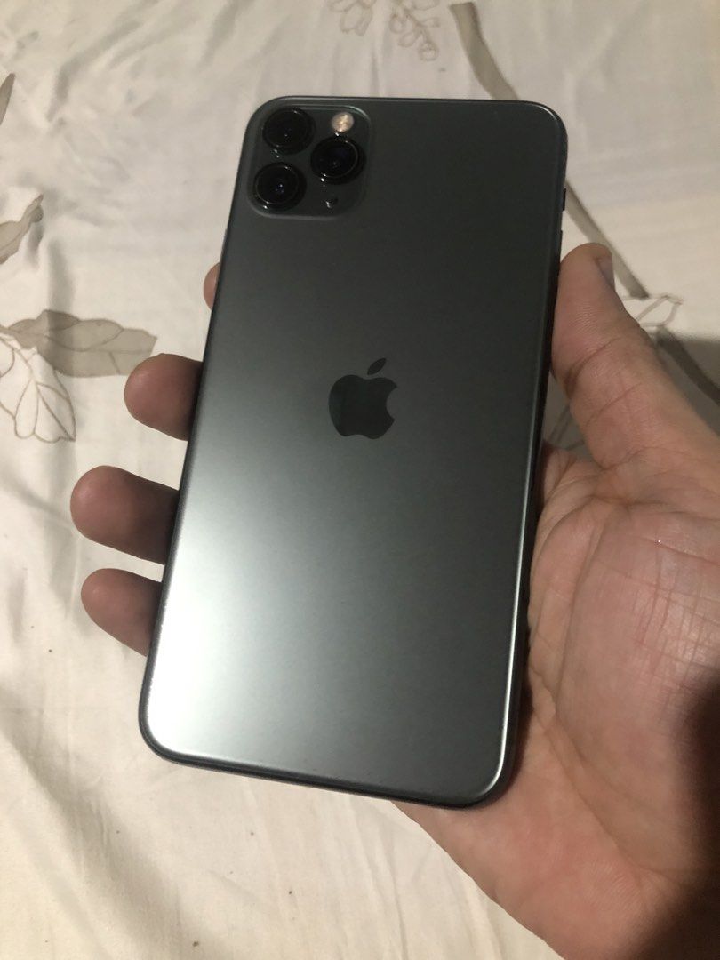 IPHONE 11 PROMAX (Category: Samsung) located in Manila. Submitted by secretjoy.609 (Listing ID 1459806542, Image 1). Description: IPHONE 11 PROMAX 64GB GLOBELOCKED honest issue:palit lcd at battery volume button not working may assistive touch naman kaya smooth pa din yun lang po .