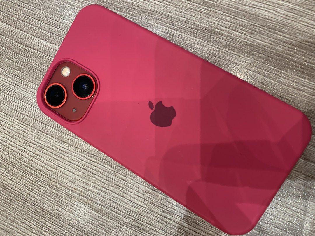 Iphone 13 Mini (Category: iPhone 13 Series) located in Mandaluyong City. Submitted by skylistings_c (Listing ID 1459804817, Image 1). Description: in good condition. minor dents as seen in the picture 94% Batter Health Never been repaired or opened With 2 cases.