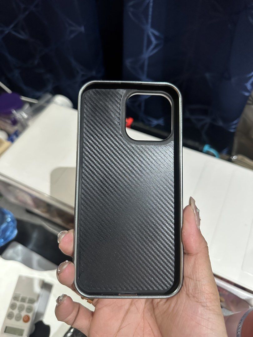 Iphone 14 Pro Max Case (Category: Cases & Sleeves) located in Quezon City. Submitted by shopalmostfriday (Listing ID 1459860888, Image 3). Description: 2 na for 180 May hairline crack si heart aura check 6th photo.