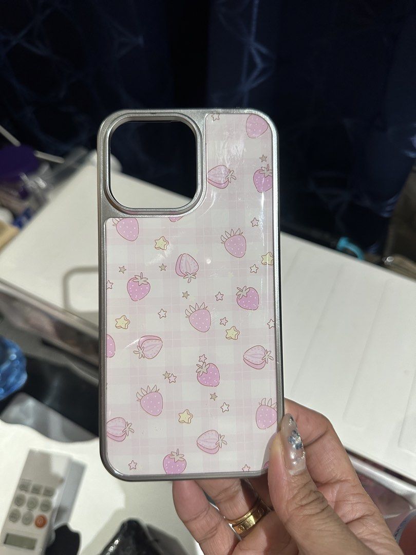 Iphone 14 Pro Max Case (Category: Cases & Sleeves) located in Quezon City. Submitted by shopalmostfriday (Listing ID 1459860888, Image 2). Description: 2 na for 180 May hairline crack si heart aura check 6th photo.