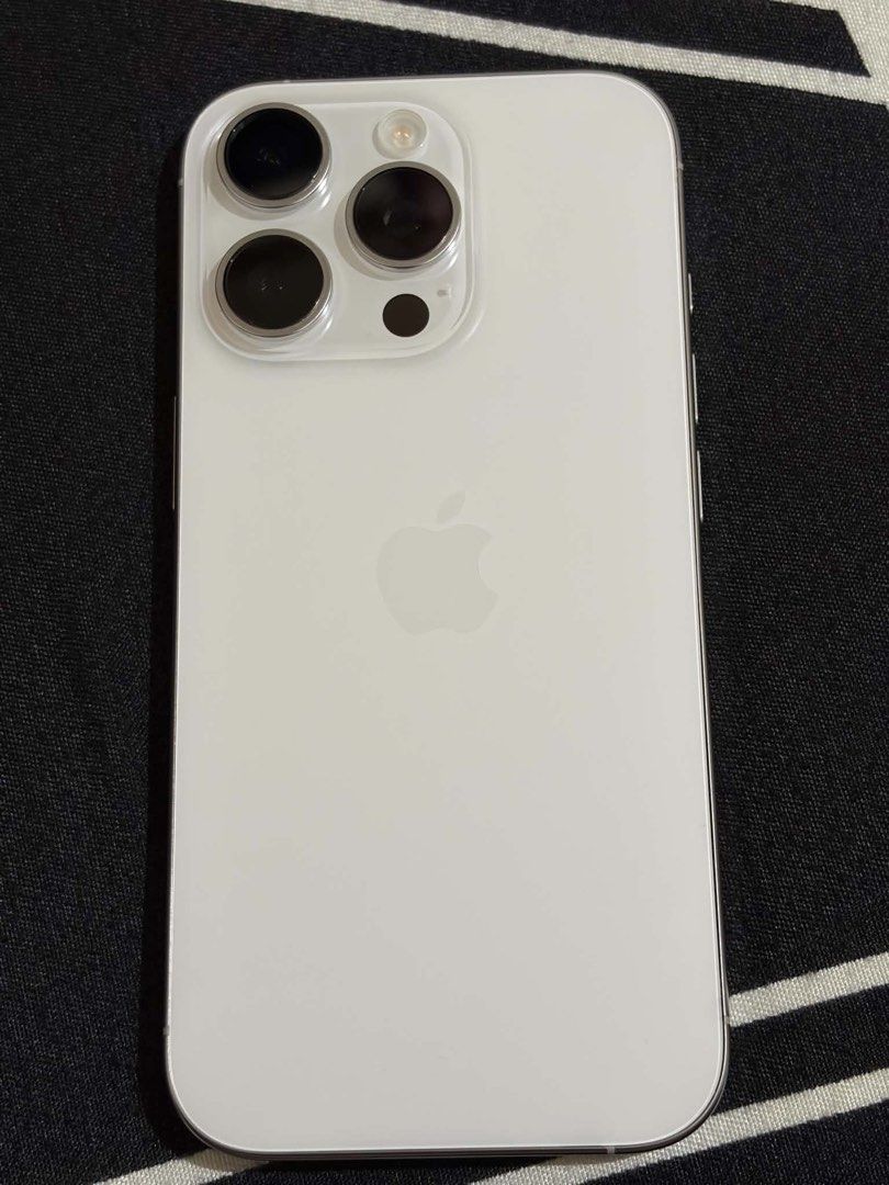 iphone 16 pro 128 gb (Category: iPhone 16 Series) located in Caloocan City. Submitted by minuteburger (Listing ID 1459807799, Image 1). Description: .