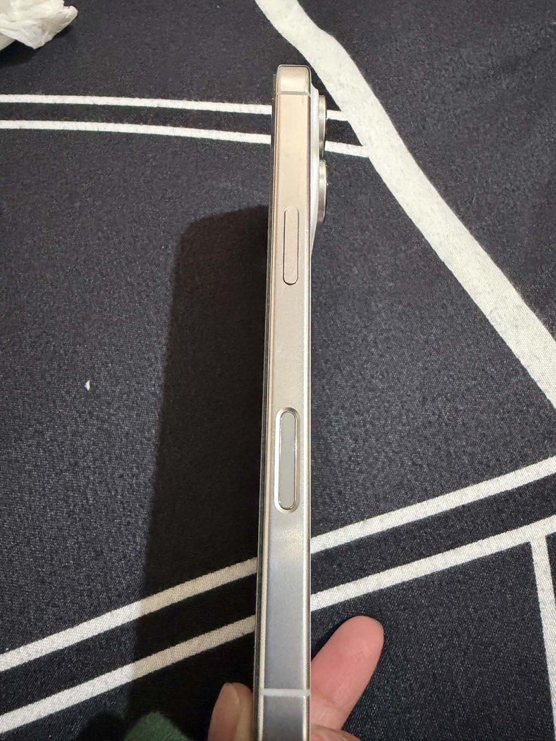 iphone 16 pro 128 gb (Category: iPhone 16 Series) located in Caloocan City. Submitted by minuteburger (Listing ID 1459807799, Image 3). Description: .