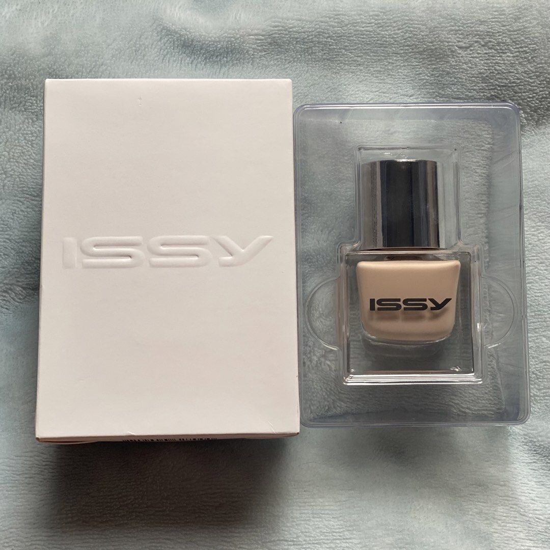 Issy Foundation NF1 Fair Neutral (Category: Makeup) located in Lubao. Submitted by siennaelys (Listing ID 1459795762, Image 2). Description: Brand new! Only used exactly 1 pump for a swatch. RFS: WRONG SHADE - Shade: NF1 Fair Neutral - Condition: Brand new, in original packaging - Bottle: Clear glass with silver cap - Shade Description: Light, neutral tone - Ideal for: Everyday wear -MOP: Maya.