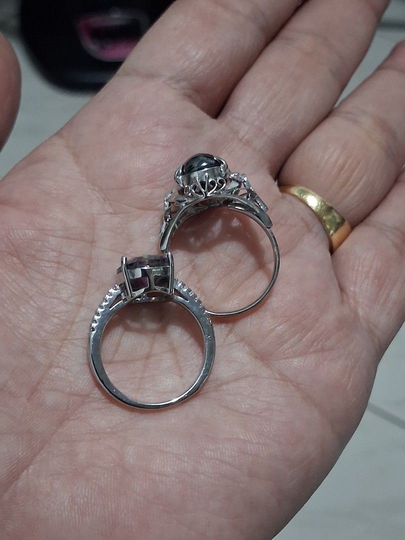 Japan Natural Stone Rings Bundle (Category: Rings) located in Las Pinas. Submitted by chariepadilla (Listing ID 1459784108, Image 3). Description: Size 9.