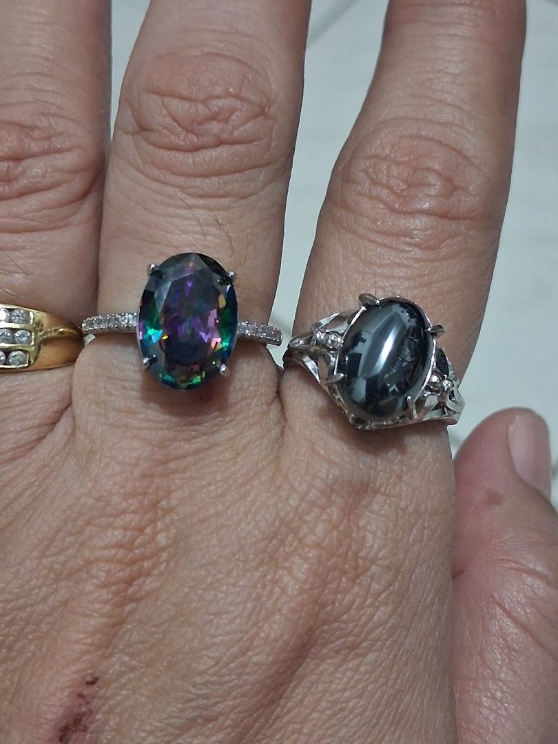 Japan Natural Stone Rings Bundle (Category: Rings) located in Las Pinas. Submitted by chariepadilla (Listing ID 1459784108, Image 2). Description: Size 9.