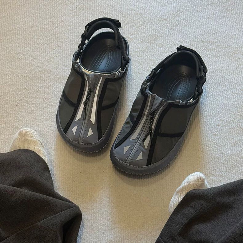 Japanese Running Vest Clog (Category: Slippers & Slides) located in San Fernando. Submitted by fynder (Listing ID 1459721182, Image 2). Description: Japanese Running Vest Clog Low Heel (1-3cm) Available Sizes : 38-46 📦 Fast processing (Air cargo freight) 💬 More drops daily on IG: @fynder1 🔒 Buyer protection through Carousell — shop with confidence .