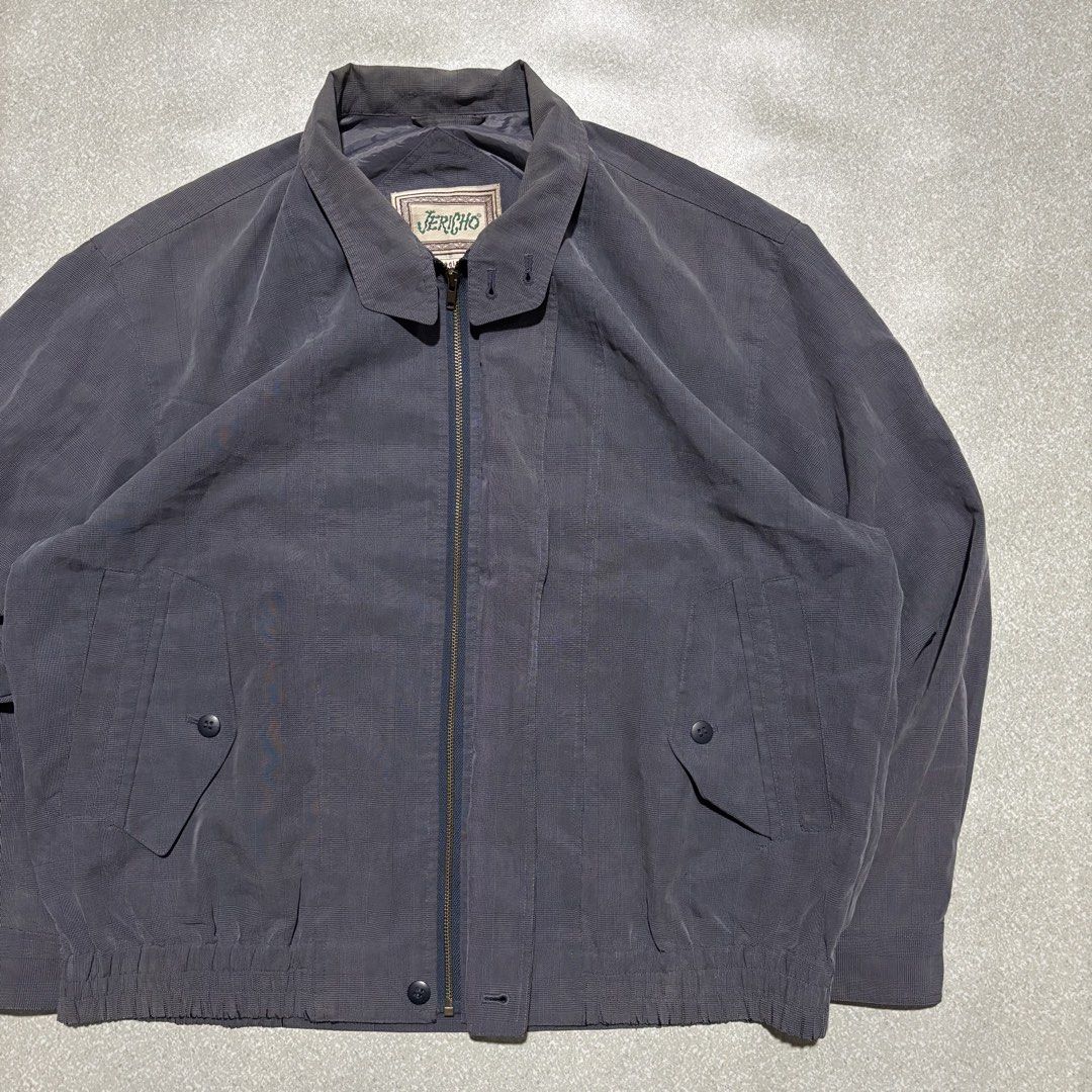 Jericho Work Jacket (Category: Coats, Jackets and Outerwear) located in Cavite. Submitted by thrift_yard_blvd (Listing ID 1459693574, Image 2). Description: Jericho Work Jacket Size: Medium on the tag. Width 23in Length 25in Condition: Well used. Issue: Stains and sign of usage. Mine: 250 pesos+sf.