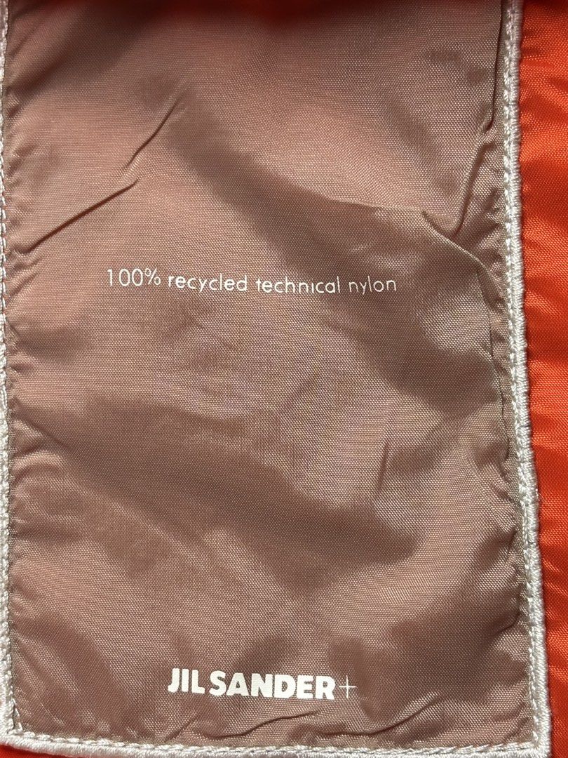 Jil Sander Nylon Coach Jacket (Category: Coats, Jackets and Outerwear) located in Valenzuela. Submitted by telagram (Listing ID 1459817904, Image 3). Description: .