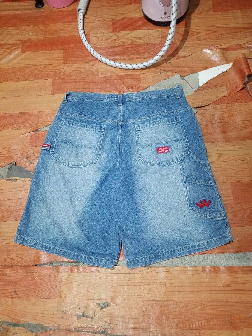 Jnco jorts (Category: Shorts) located in Plaridel. Submitted by markjaydenbueno (Listing ID 1459754746, Image 1). Description: Y2k Jnco Carpenter 38 baggy wide leg crown Dimes: W 38 L 25 LH 14.7 Thigh 16.5 Excellent Condition 10/10 Colorate No Issue Claim 3500 shipppp or best offer Courier: Via JNT Mop: Cash G Location: Bulacan Unlivoouch ✅ Unlivideocall with items✅.