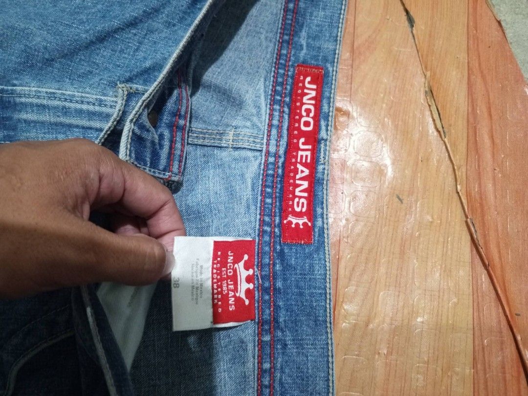 Jnco jorts (Category: Shorts) located in Plaridel. Submitted by markjaydenbueno (Listing ID 1459754746, Image 3). Description: Y2k Jnco Carpenter 38 baggy wide leg crown Dimes: W 38 L 25 LH 14.7 Thigh 16.5 Excellent Condition 10/10 Colorate No Issue Claim 3500 shipppp or best offer Courier: Via JNT Mop: Cash G Location: Bulacan Unlivoouch ✅ Unlivideocall with items✅.