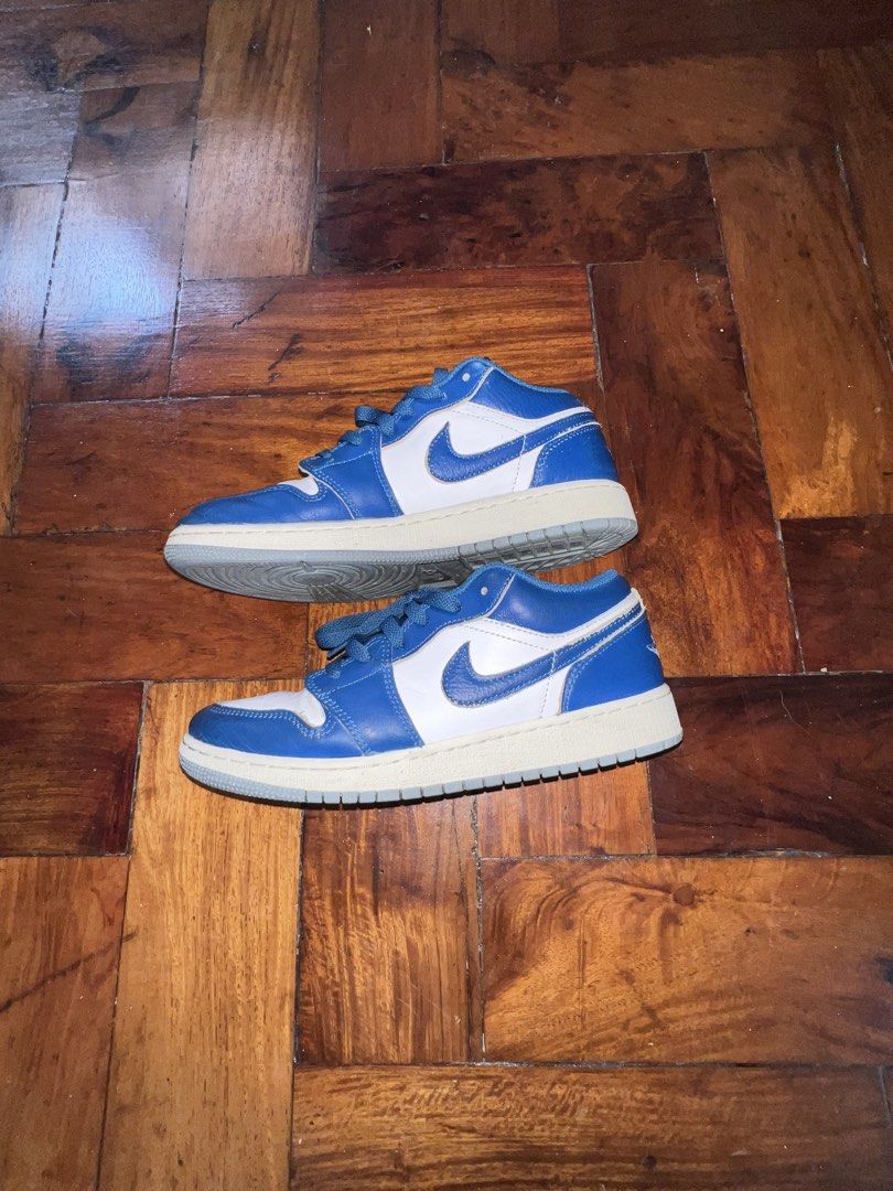 Jordan 1 Low Industrial Blue (Category: Sneakers) located in Cainta. Submitted by thwofhace_ (Listing ID 1459809404, Image 2). Description: EU38.5/UK5.5/US6.
