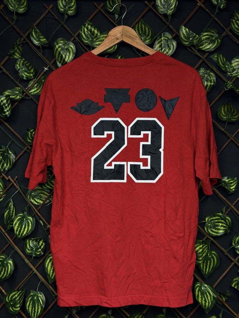 Jordan 23 Red T-Shirt (Category: Tshirts & Polo Shirts ) located in Manila. Submitted by raven236 (Listing ID 1459846989, Image 2). Description: - Red Jordan t-shirt - Features the iconic Jumpman logo on the front - Large '23' graphic and other Jordan graphics on the back - Perfect for any Michael Jordan fan - Shows some signs of wear.