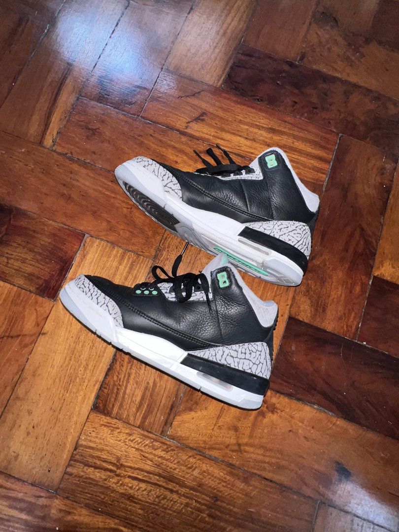 Jordan 3 Retro Green Size US6 (Category: Dress Shoes) located in Cainta. Submitted by thwofhace_ (Listing ID 1459746002, Image 2). Description: .