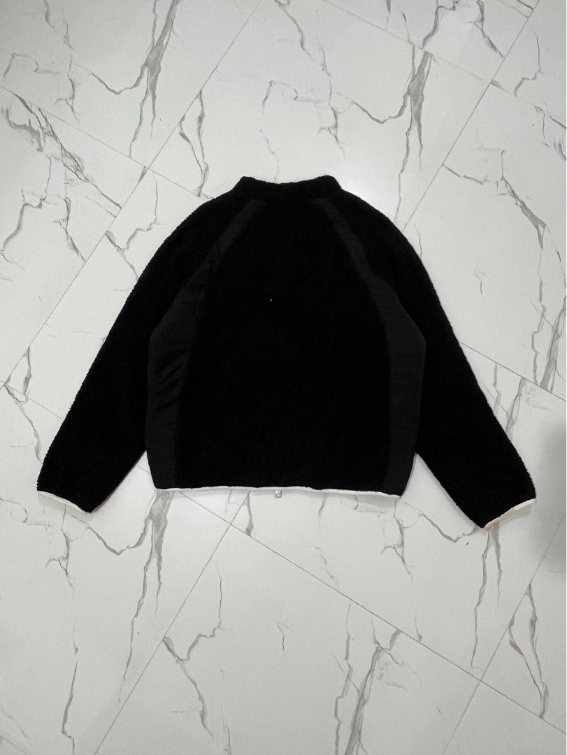 Jordan Fleece Zip-Up Jacket Black (Category: Coats, Jackets and Outerwear) located in Manila. Submitted by obedmagall74424 (Listing ID 1459848004, Image 2). Description: - Black Jordan fleece jacket - Size XXL - Made from soft faux fur - Full zip closure with white trim - Iconic Jumpman logo on the chest - Perfect for staying warm and stylish - Size Xxl 27x25.5 Excellent to new condition No issue 1250+ship.