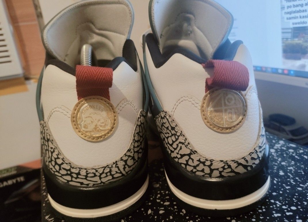 Jordan Spizike Low – Size 11 (Men’s) (Category: Casual Shoes) located in Capas. Submitted by neggy1918 (Listing ID 1459900114, Image 2). Description: 🔥 FOR SALE: Jordan Spizike Low – Size 11 (Men’s) 🔥 📍Open for meet up ✨ Colorway: White / Gym Red / Armory Navy ✨ Condition: Good as new – with original box ✨ Price: ₱1,500 ✨ Reason for Selling: Decluttering 📸 See pictures to appreciate!.