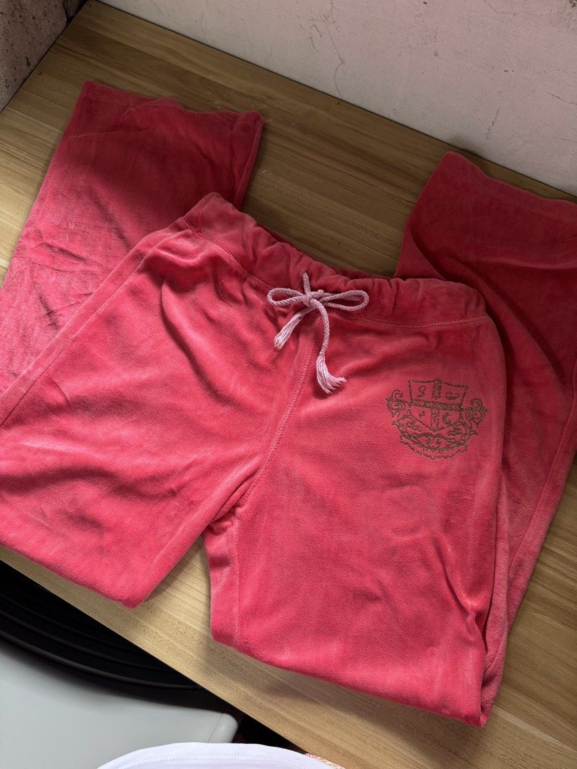 Juicy Couture Pink Pants (Category: Other Bottoms) located in Caloocan City. Submitted by avaia.preloved (Listing ID 1459735689, Image 1). Description: W: 25-26 L: 38 inch 📍 north caloocan / sm caloocan shipping via lalamove or jnt .