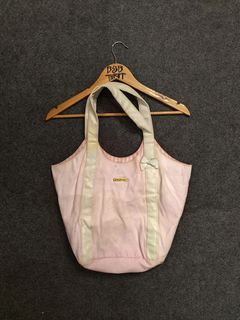 (Category: ) located in . Submitted by bsb.streetluxvintage.clothing (Listing ID 1459783580, Image 1). Description: .