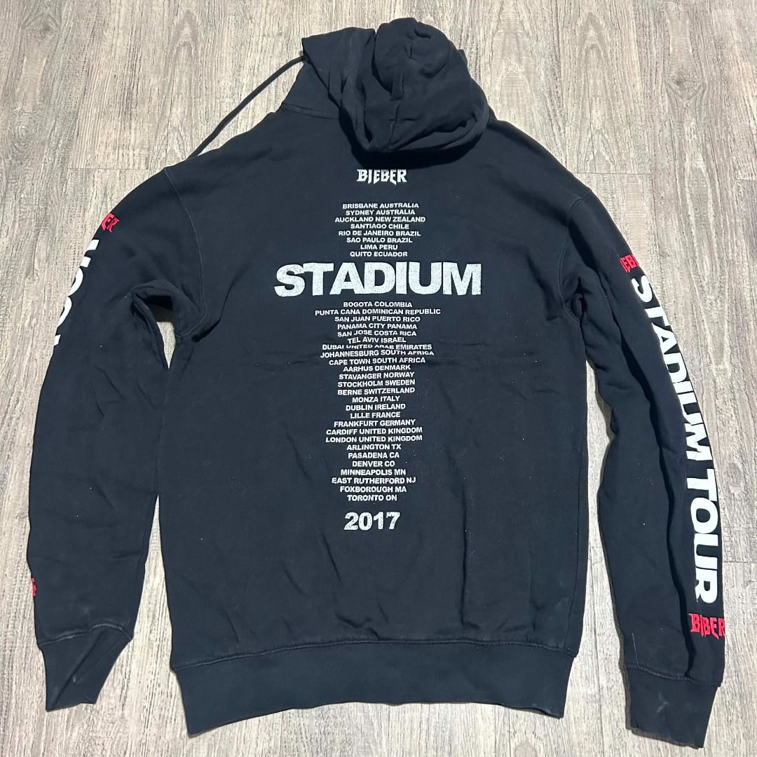 Justin Bieber Stadium hoodie (Category: Coats, Jackets and Outerwear) located in Paranaque City. Submitted by raphaeldleon (Listing ID 1459740740, Image 2). Description: Very Good condition Size - 27" by 17".