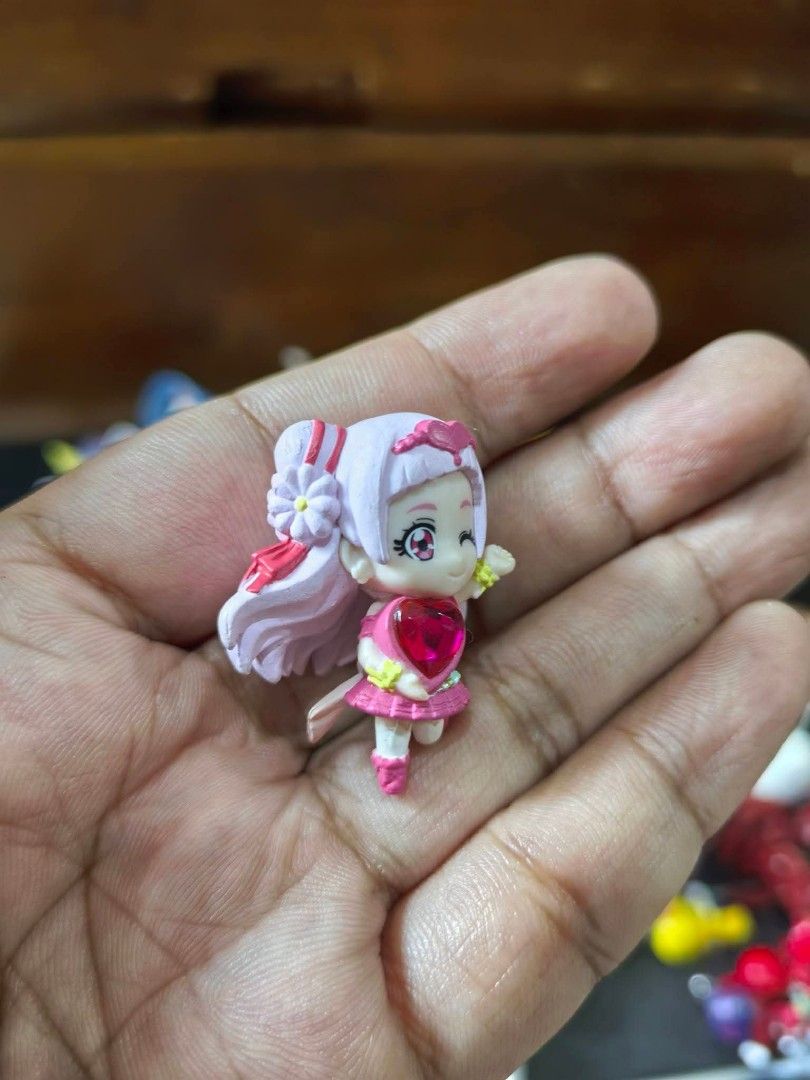 Keychain - Cure Yell mini figurine (Category: Designer & Blind Box Toys) located in Cebu City. Submitted by dudes_villanueva (Listing ID 1459738024, Image 2). Description: Keychain - Cure Yell mini figurine keychain from the Bandai HUGtto! Precure Kiratto Swing capsule toy (gashapon) series. 📌 Lacking Lang yung Keychain Loop. Sold as is..