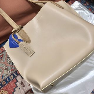 (Kategori: ) berada di . Dikirim oleh afa.alya (ID iklan 1459732374, Gambar 1). Deskripsi: .