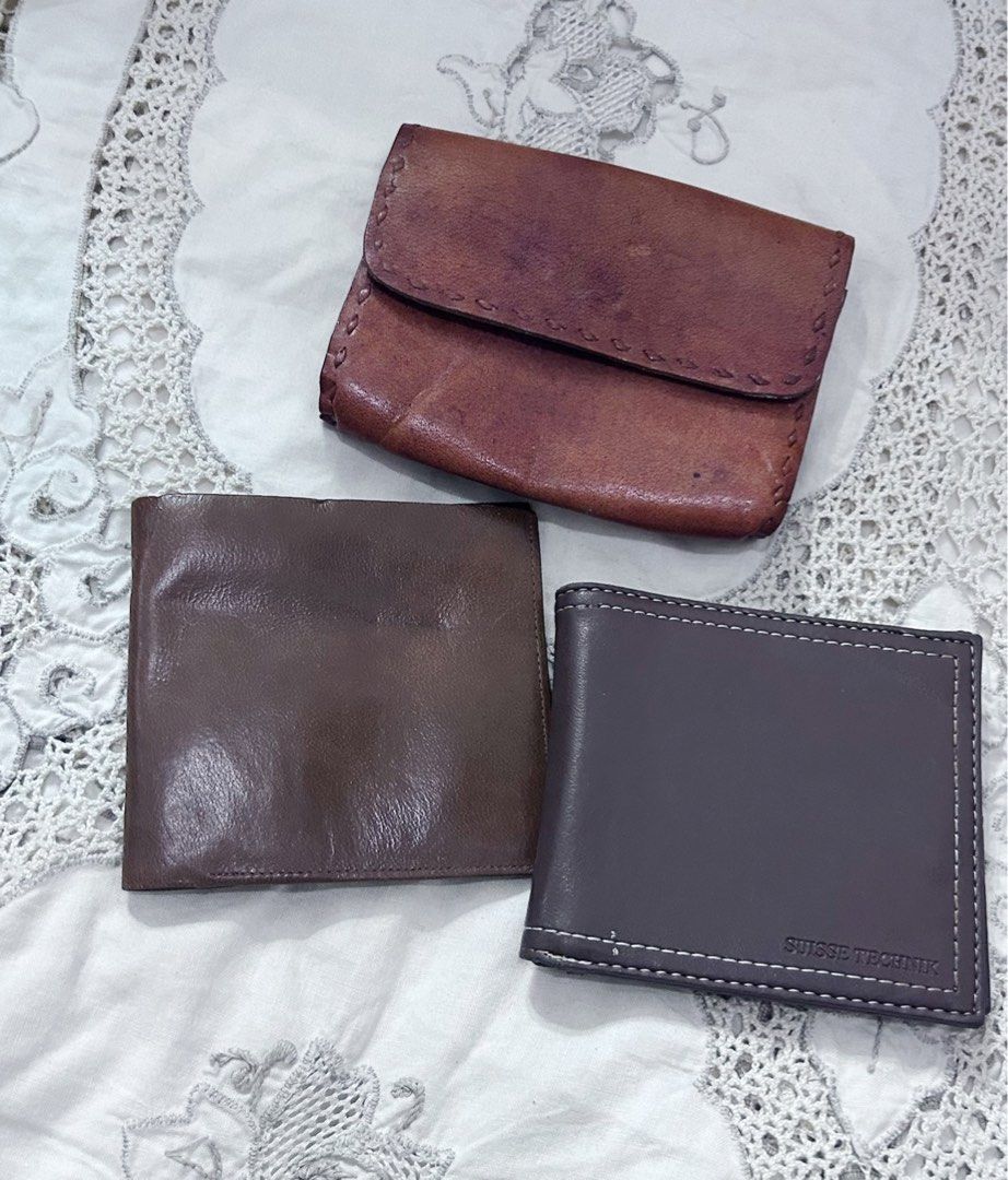 Leather Wallet Take All (Category: Other Accessories) located in Makati City. Submitted by cestparfaitvintagejewelries (Listing ID 1459869126, Image 1). Description: .