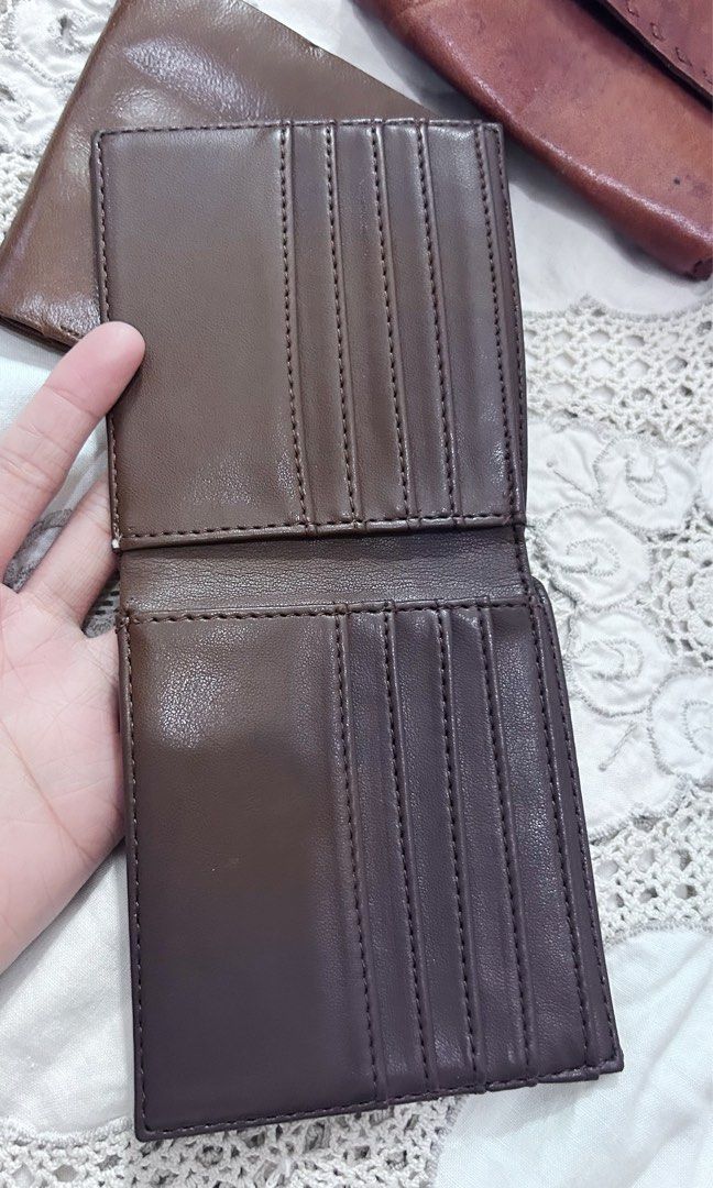 Leather Wallet Take All (Category: Other Accessories) located in Makati City. Submitted by cestparfaitvintagejewelries (Listing ID 1459869126, Image 3). Description: .