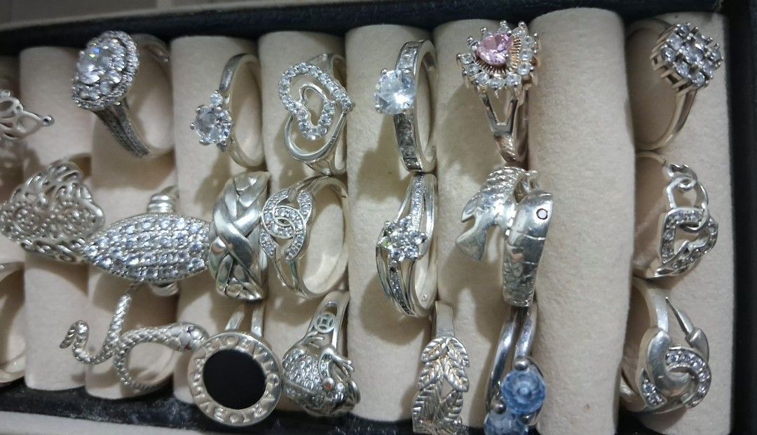 Legit 925 Silver Rings For Take-all (Category: Rings) located in Las Pinas. Submitted by chariepadilla (Listing ID 1459741484, Image 3). Description: Assorted sizes 21 rings legit 925 with markings.