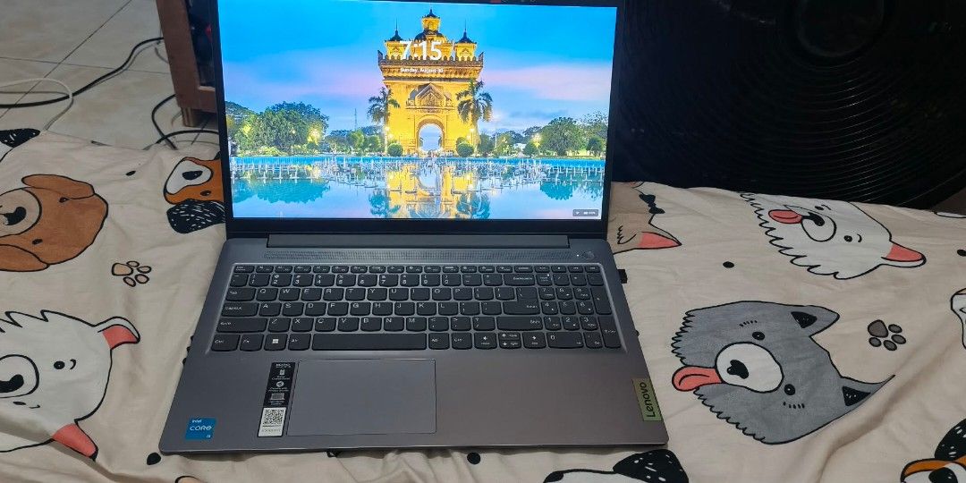 Lenovo IDEAPAD SLIM 3 (Category: Laptops & Notebooks) located in Pasig City. Submitted by iammauwie (Listing ID 1459692101, Image 2). Description: .
