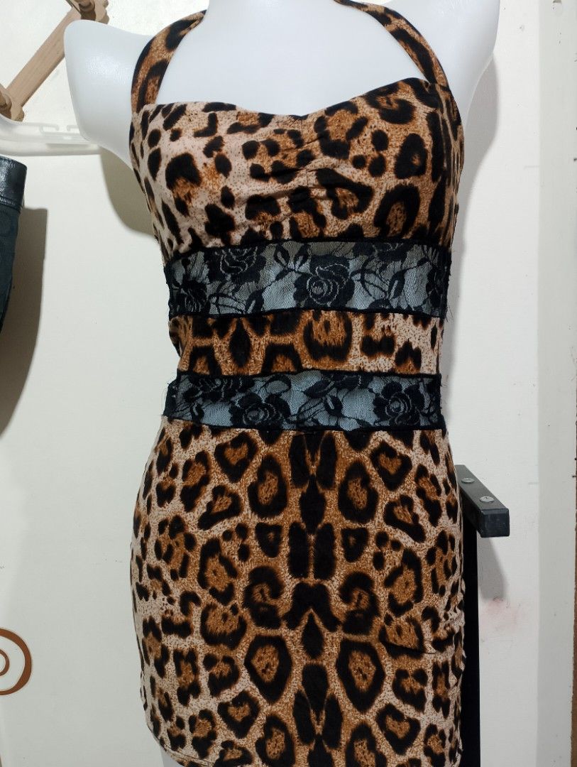 Leopard halter dress (Category: Dresses) located in Caloocan City. Submitted by geliethrift_26 (Listing ID 1459854562, Image 3). Description: size xs - small no issue.