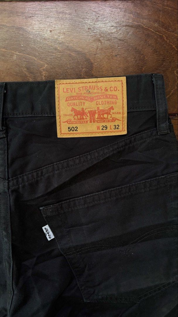 Levi's 502 Black Jeans W29 L32 (Category: Jeans) located in Tubod. Submitted by nkicksthrift05 (Listing ID 1459811190, Image 3). Description: - Brand: Levi's - Model: 502 - Color: Black - Size: Waist 29 inches, Length 32 inches - Features: Classic five-pocket styling, button and zip fly closure - Material: Durable denim - Occasion: Great for casual wear.