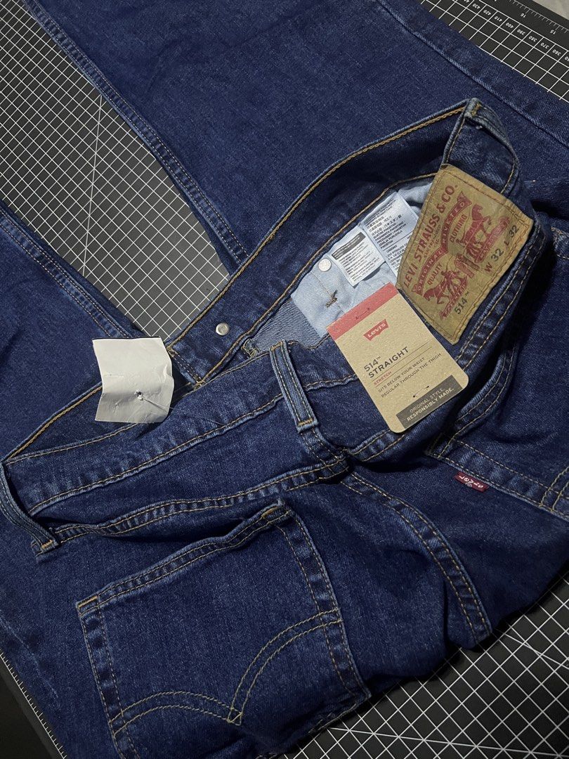 Levi’s 514 (Category: Jeans) located in Meycauayan. Submitted by trinidad_trading (Listing ID 1459752305, Image 2). Description: Levi’s 514 Size 32 Dimensions 16x41 Brand New Condition 10/10 Price 3,000+Shipping Fee.