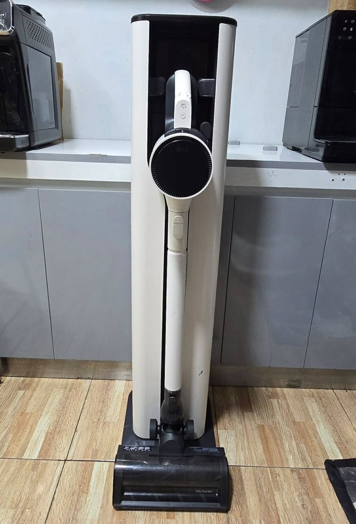 LG CordZero A9X Auto Emptying Vacuum Cleaner (Category: Vacuum Cleaner & Housekeeping) located in Rizal. Submitted by joan5505 (Listing ID 1459709437, Image 2). Description: LG CordZero A9X Auto Emptying Vacuum Cleaner Australian mall pull out Used as demo unit Inclusion 1 dual roller 1 pet hair roller 2 attachment No issue 20k .