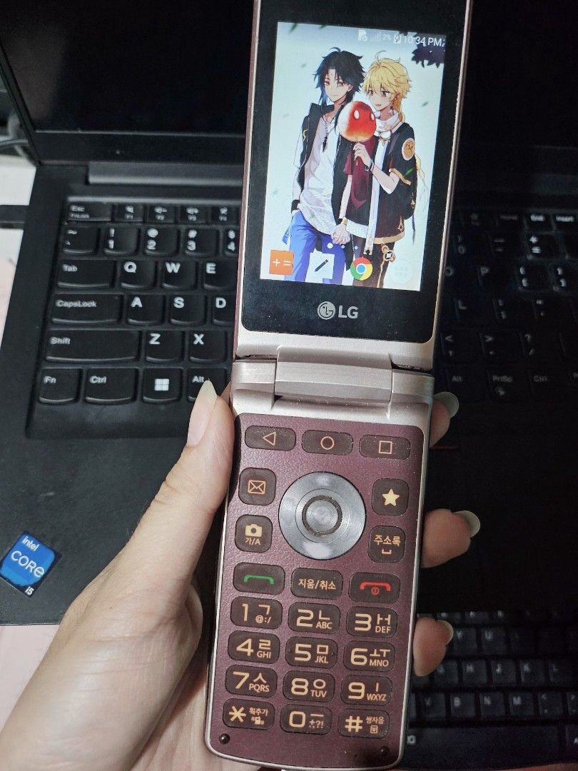 LG Wine Smart Flip Phone (Category: Early Generation Mobile Phones) located in Quezon City. Submitted by benpiko (Listing ID 1459825947, Image 1). Description: LG Wine Smart flip phone, in good condition! Only the phone itself is included, NO battery/accessories/charger, etc. - can use Messenger and Chrome (I haven't tried other apps yet but you can download their APK) - English and Korean on keypad - Android 5.1 Lollipop - 3.5 headphone jack - t