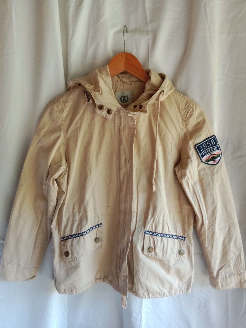 light brown jacket with a hood (Category: Coats, Jackets and Outerwear) located in Bontoc. Submitted by irene_banganan (Listing ID 1459864607, Image 2). Description: light brown jacket with a hood size M on tag, also fits small complete buttons, fully lined ha a tie at the hem, pwede higpitan when worn makapal, no stretch meron lng pen marks, not sure if removable still in good condition.