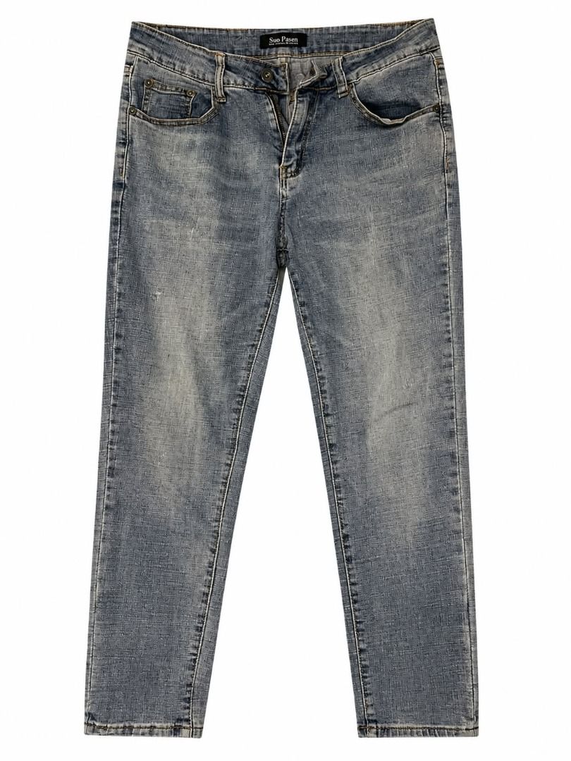 Light Wash Straight Leg Jeans#4 (Category: Jeans) located in Caloocan City. Submitted by outfitloop (Listing ID 1459773697, Image 2). Description: - Classic light wash - Straight leg fit - Comfortable for everyday wear - Easy to pair with any top IMPORTANT: • 1st photo is an AI styling/model preview for reference on how the item may look when worn. • Please refer to the actual photos for the item’s true appearance and condition. • Color may sligh